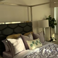 Queen Size Bedroom Set