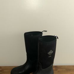 Men Muck Boots Size 10 Great Condition 