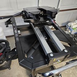 Superglide 5th Wheel Hitch 