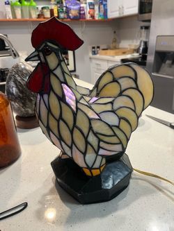 Vintage Tiffany-Style Stained Glass Rooster Accent Lamp – OBO