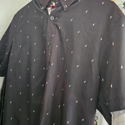 Mens T Shirt Size Medium