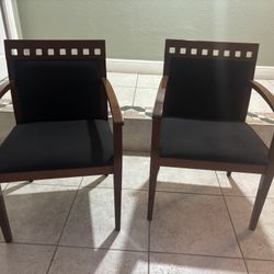 Accent chairs