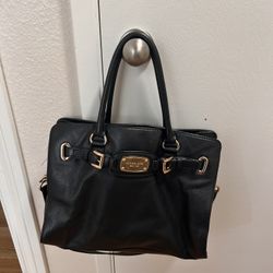 Michael Kors Hamilton East Satchel With Black Pebble Leather 
