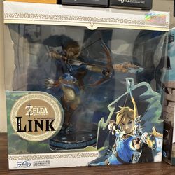 The Legend Of Zelda - Breath Of The Wild Link Statue First 4 Figures 