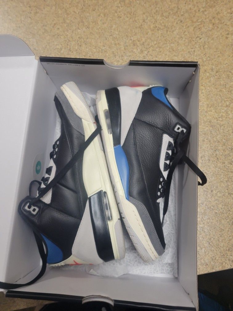 Air JORDAN