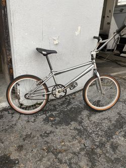 Bmx 24” Bike Free Agent Ambush Or Limo 