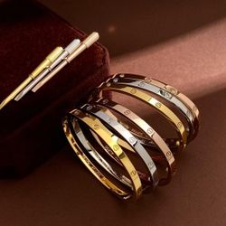 Love ❤️ 😍 💖 Bracelet 