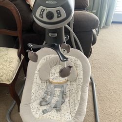 Graco Baby Auto Swing 