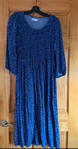 Size S Midi causal dress