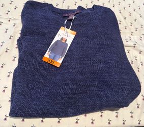 Woman’s XXL Gloria Vanderbilt sweatshirt