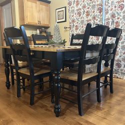 Black Dining table  w/seating for 6