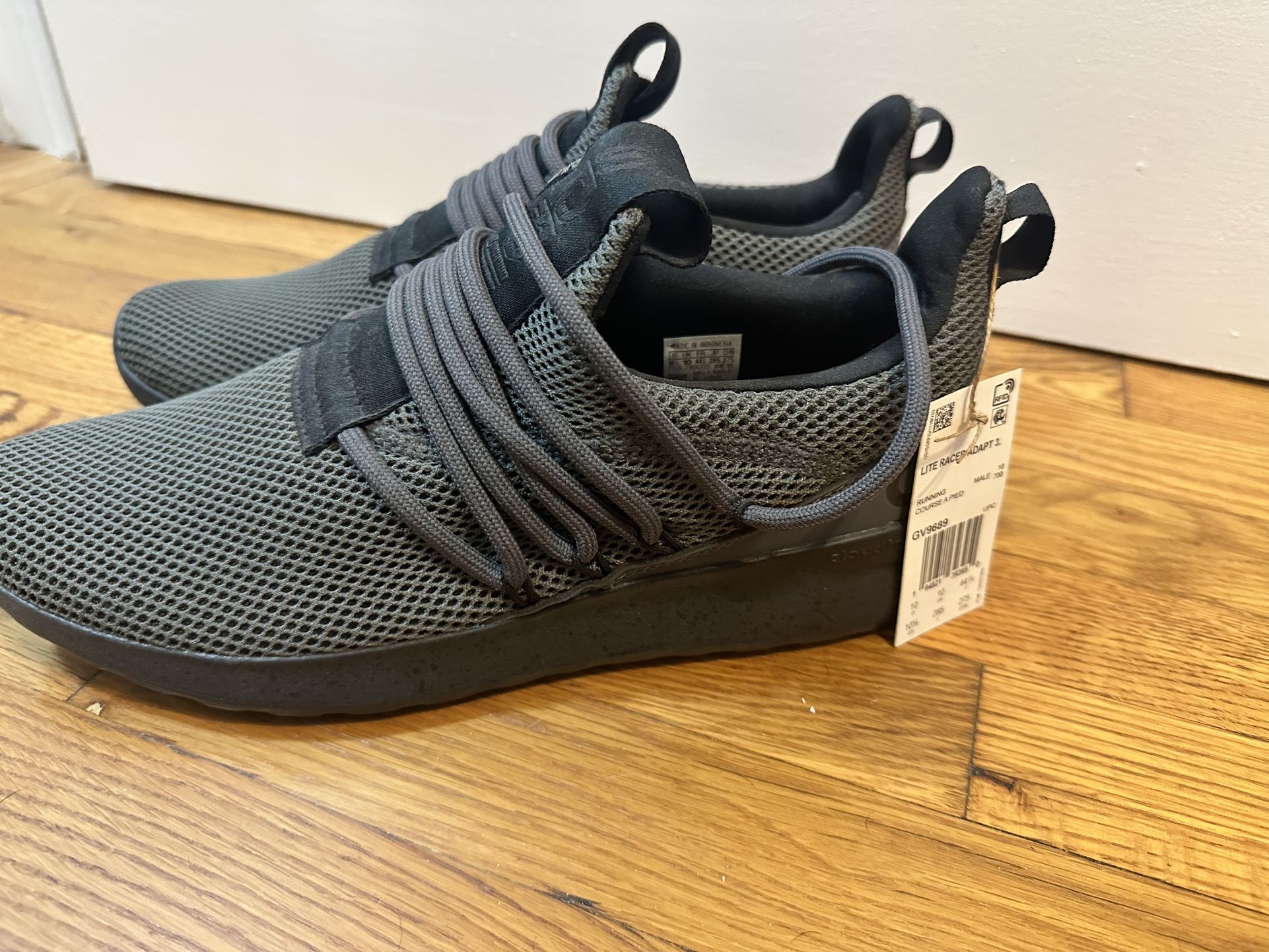 Men’s Adidas Size 10.5