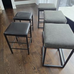 Bar Stools 