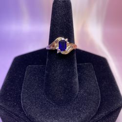 10K Sapphire Ring 