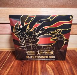 Pokemon Trading Card Game: Sword & Shield - Lost Origin Elite Trainer Box