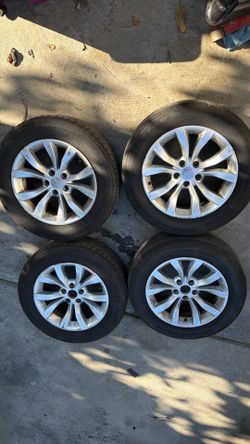 Chrysler 300  used tires