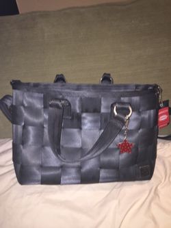 Harvey's Seatbelt Purse