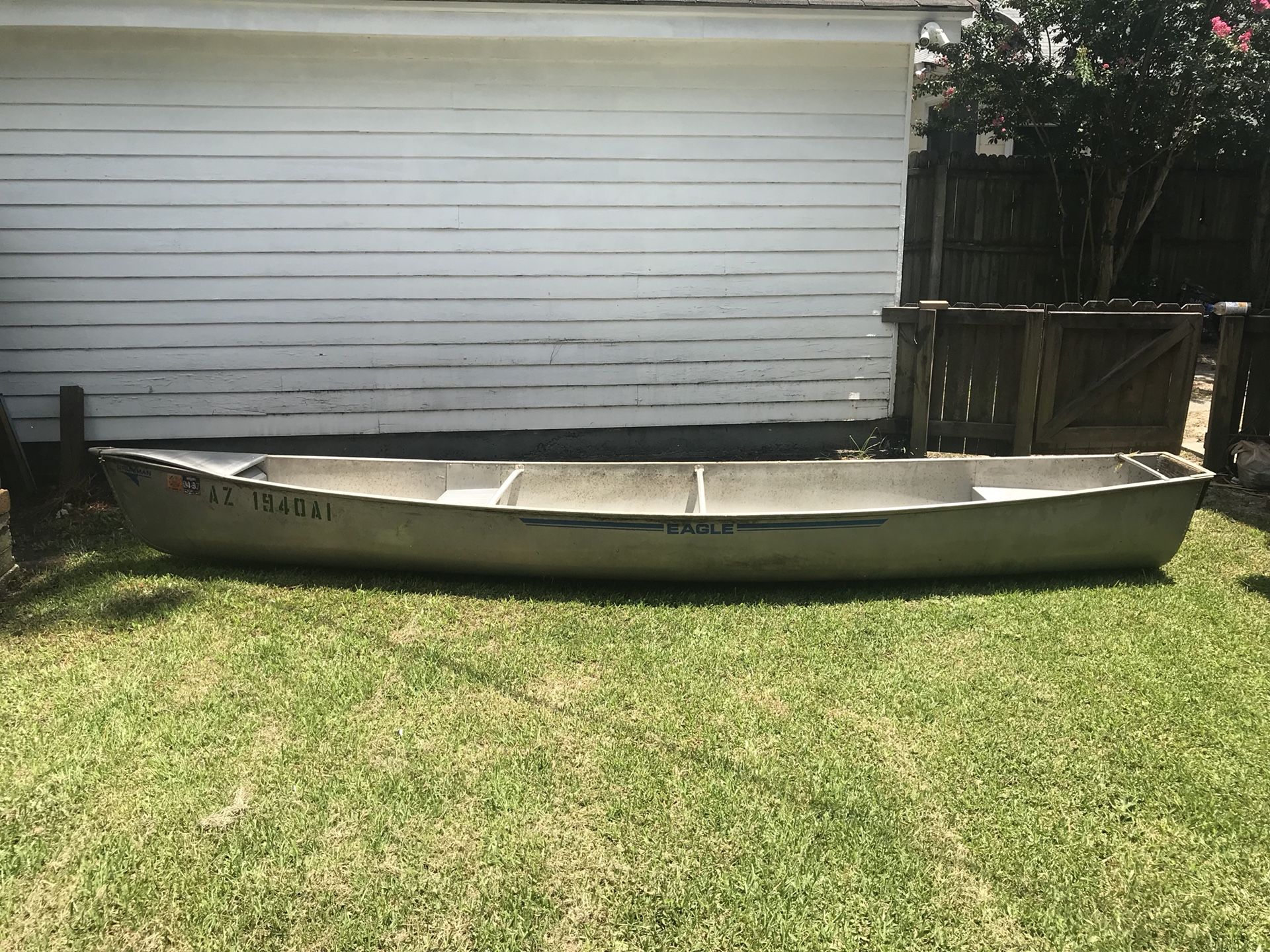 15’ Grumman aluminum square back canoe