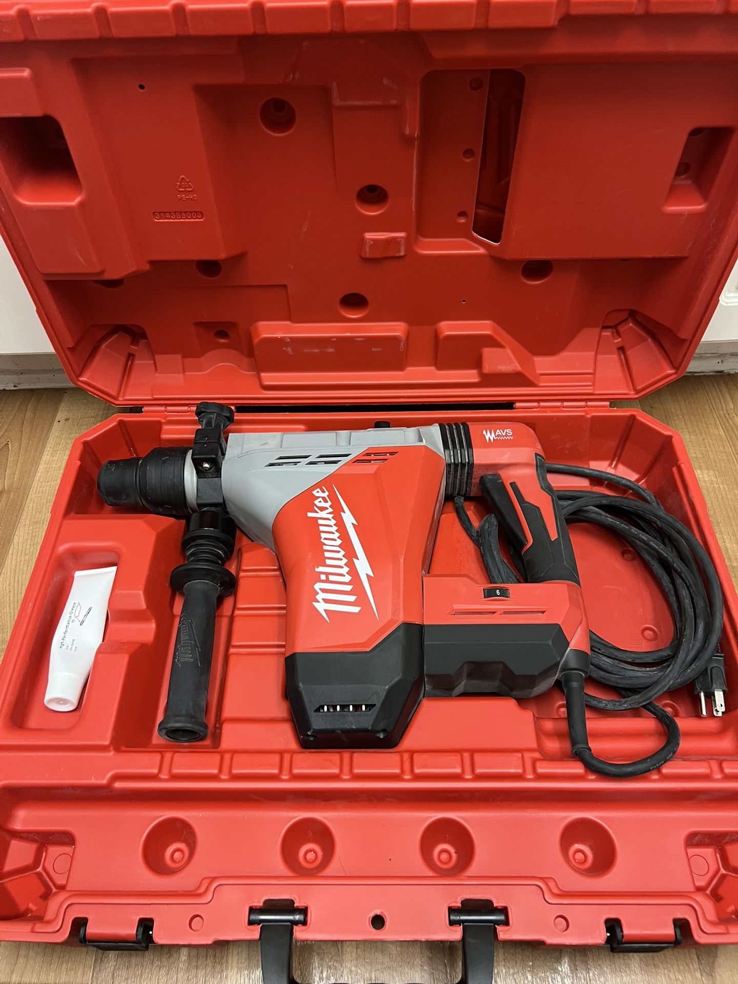 Milwaukee 1-3/4 in. SDS-MAX Rotary Hammer