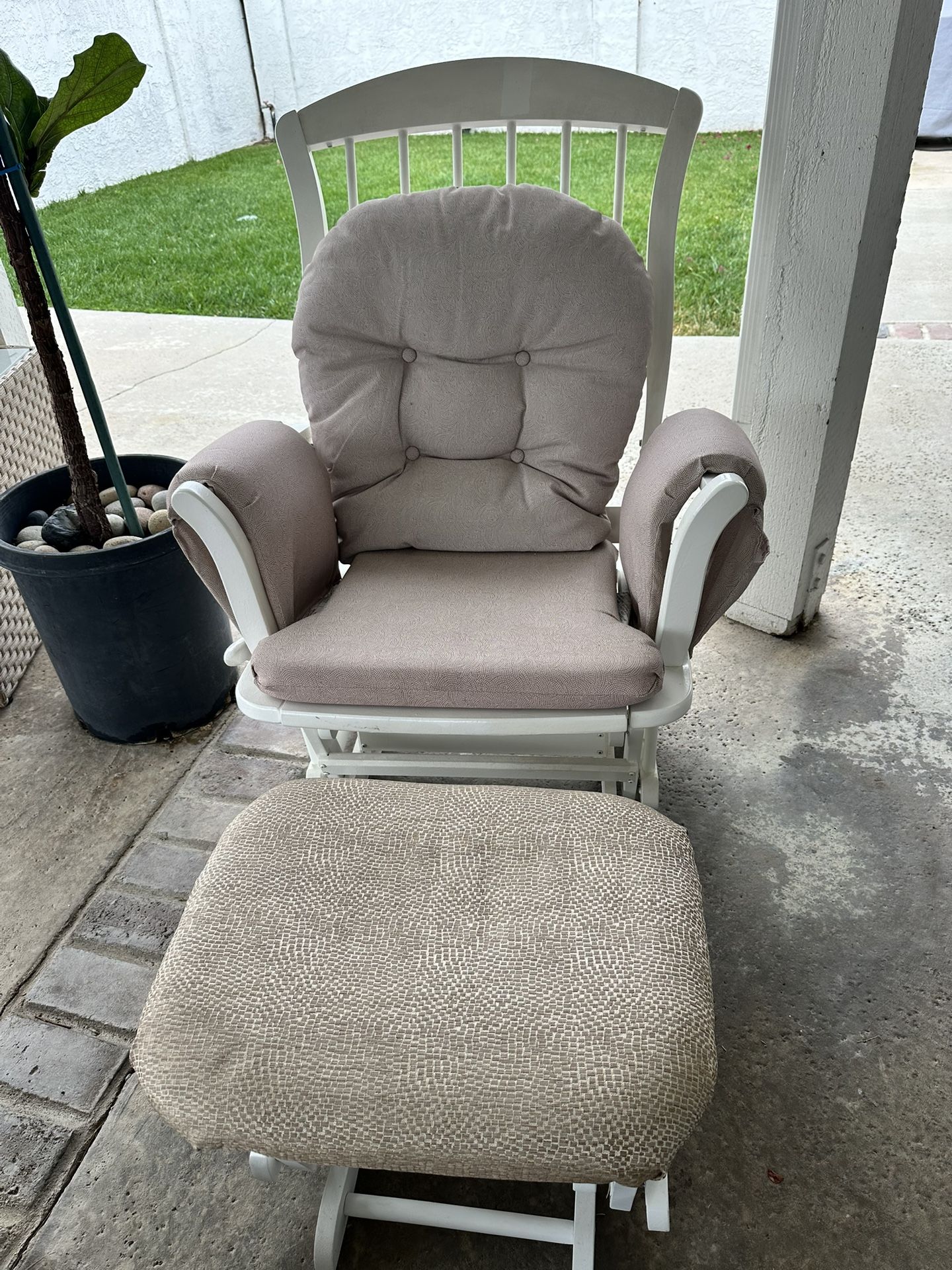 Rocking Chair with foot rocker