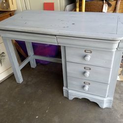 DESK GREAT DIY PAINTING PROJECT