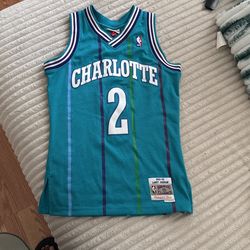 Charlotte Hornets Jersey Sz Small 
