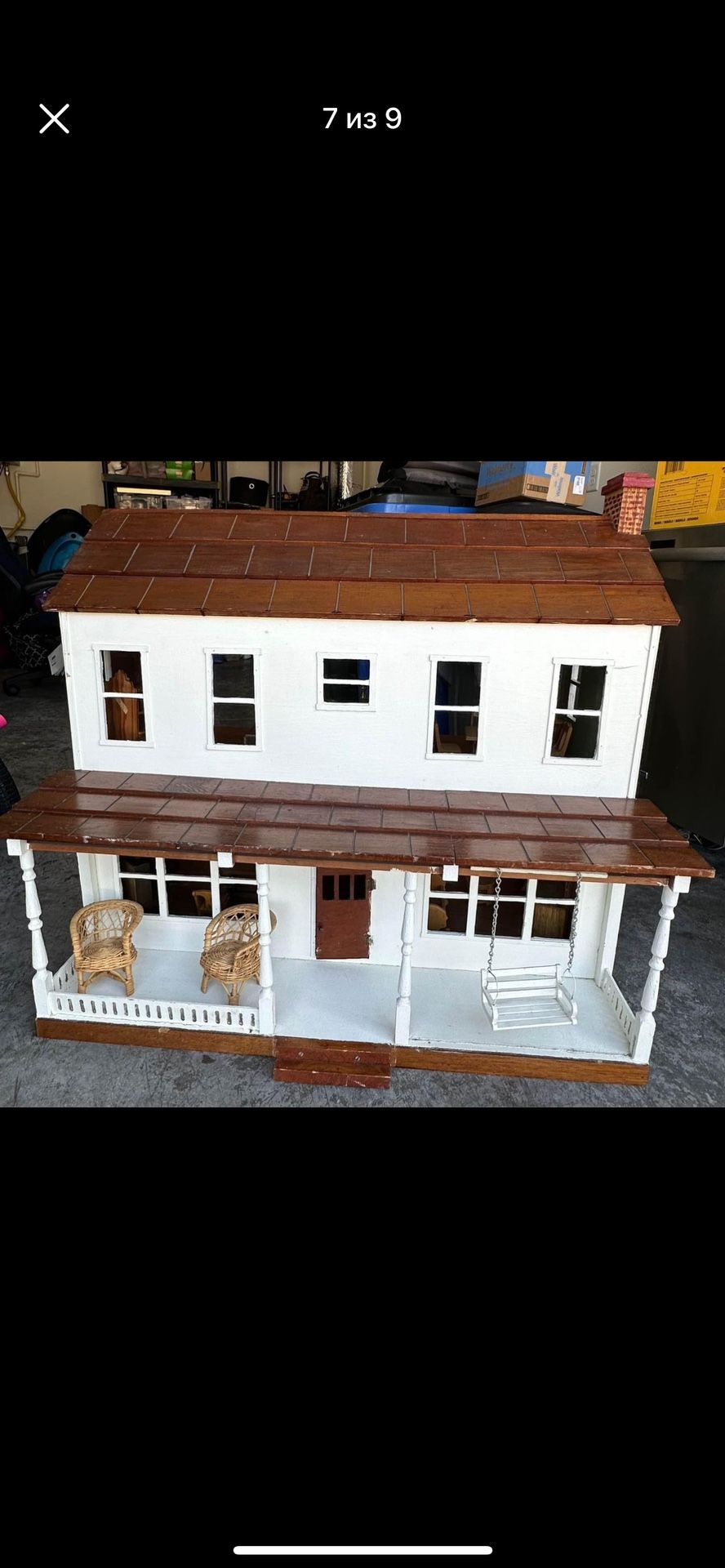 Vintage Dollhouse 1970