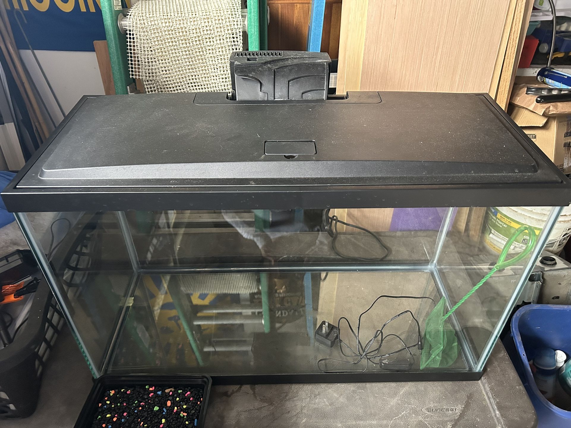 30 Gallon Aquarium With Light And Filter