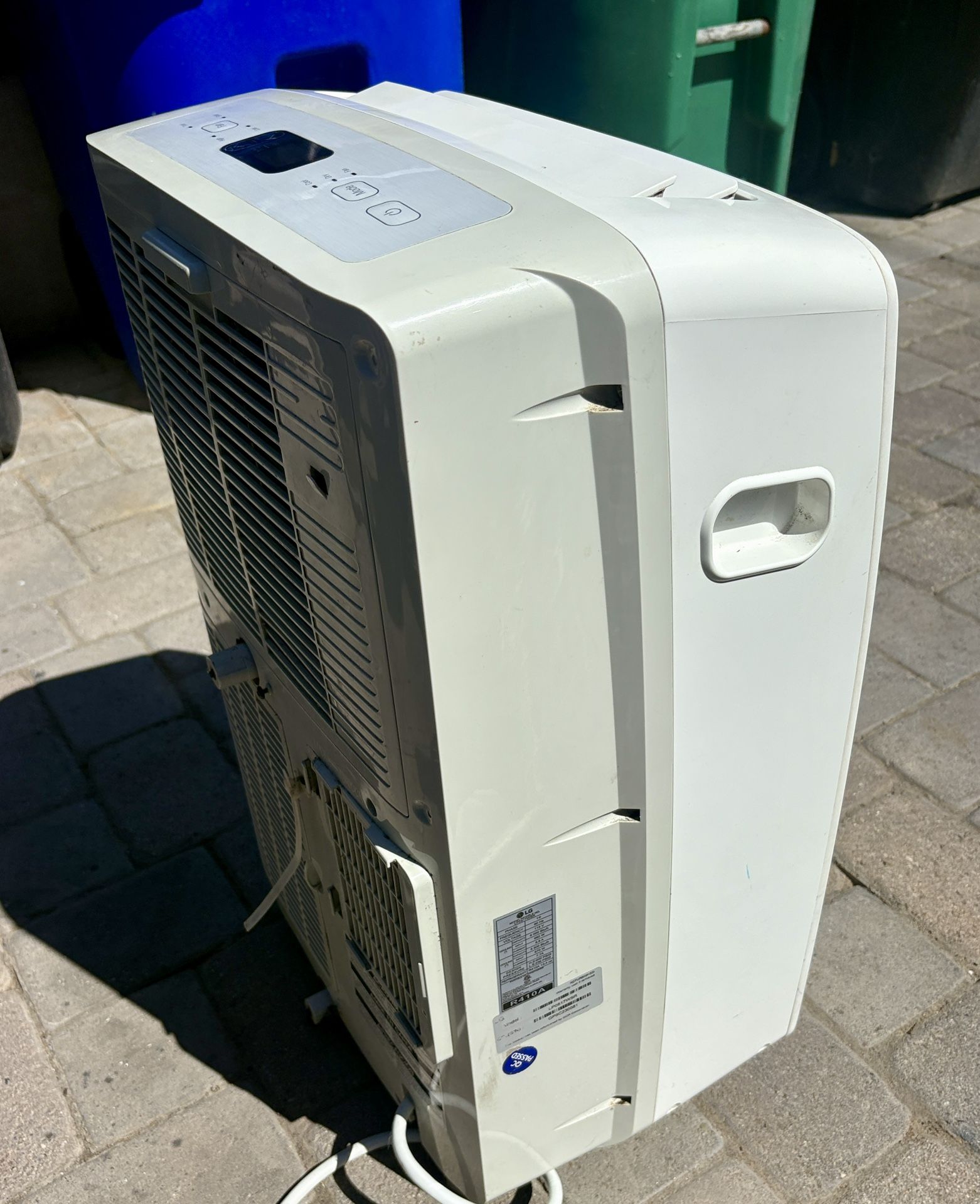 it's Gonna Be Hot Tomorrow Portable Air-Conditioning Unit Working