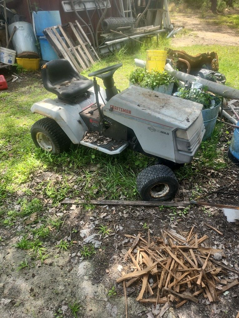 Old Craftsman Lawn Tractor