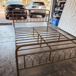 Queen  Size Bed With Mattress 