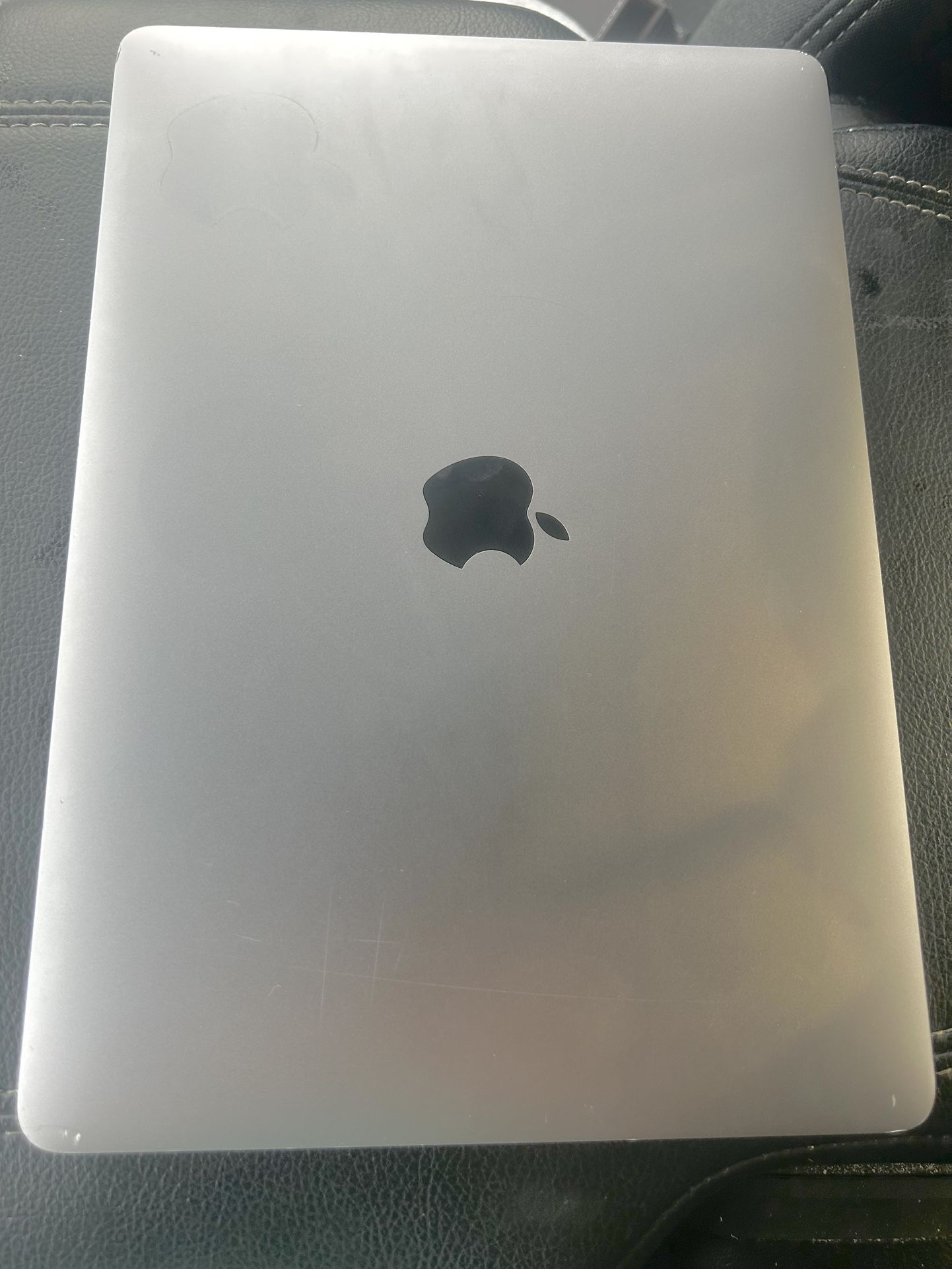 MacBook Air (Almost New)