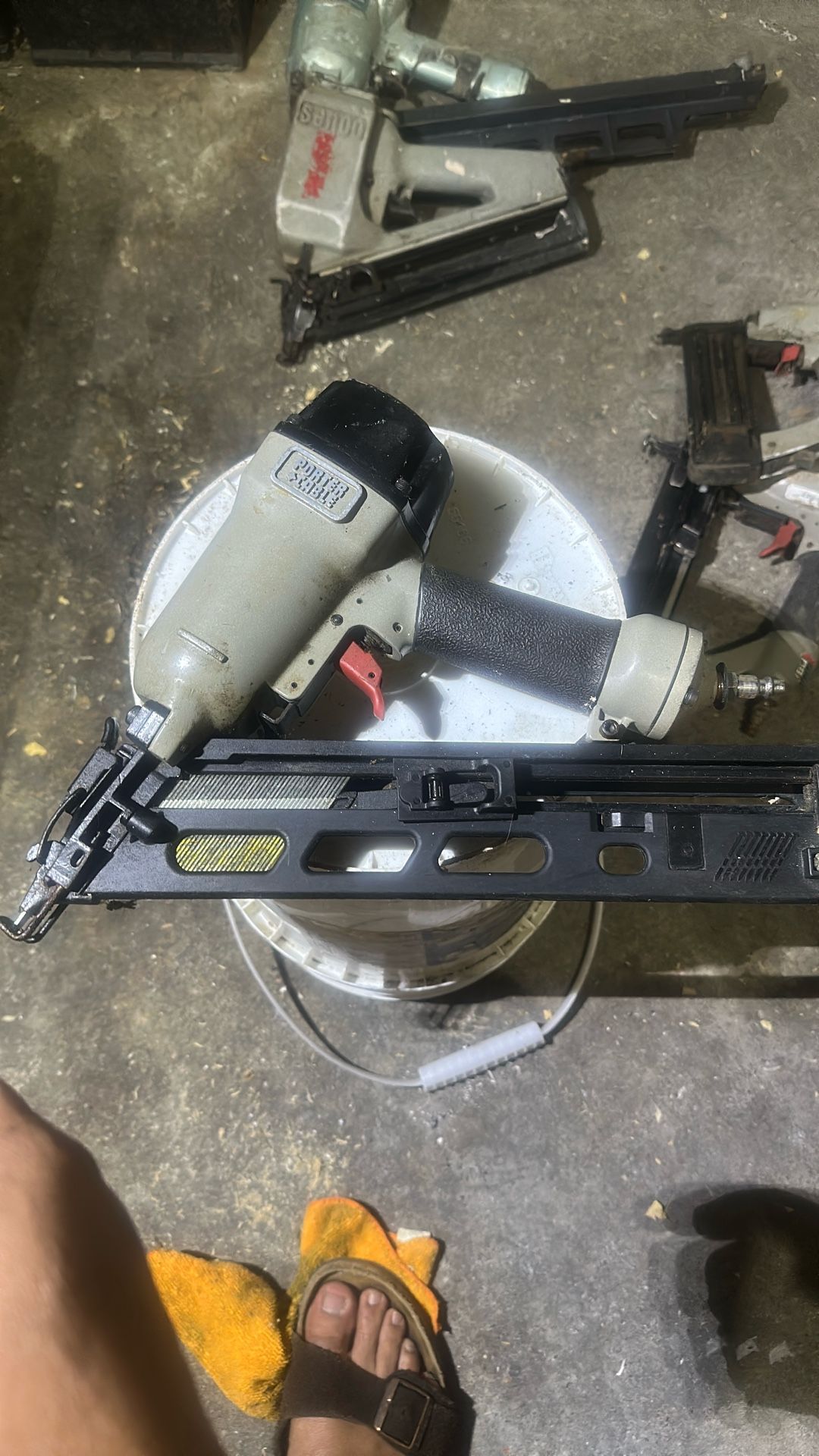 Porter & Cable Finish Nailer