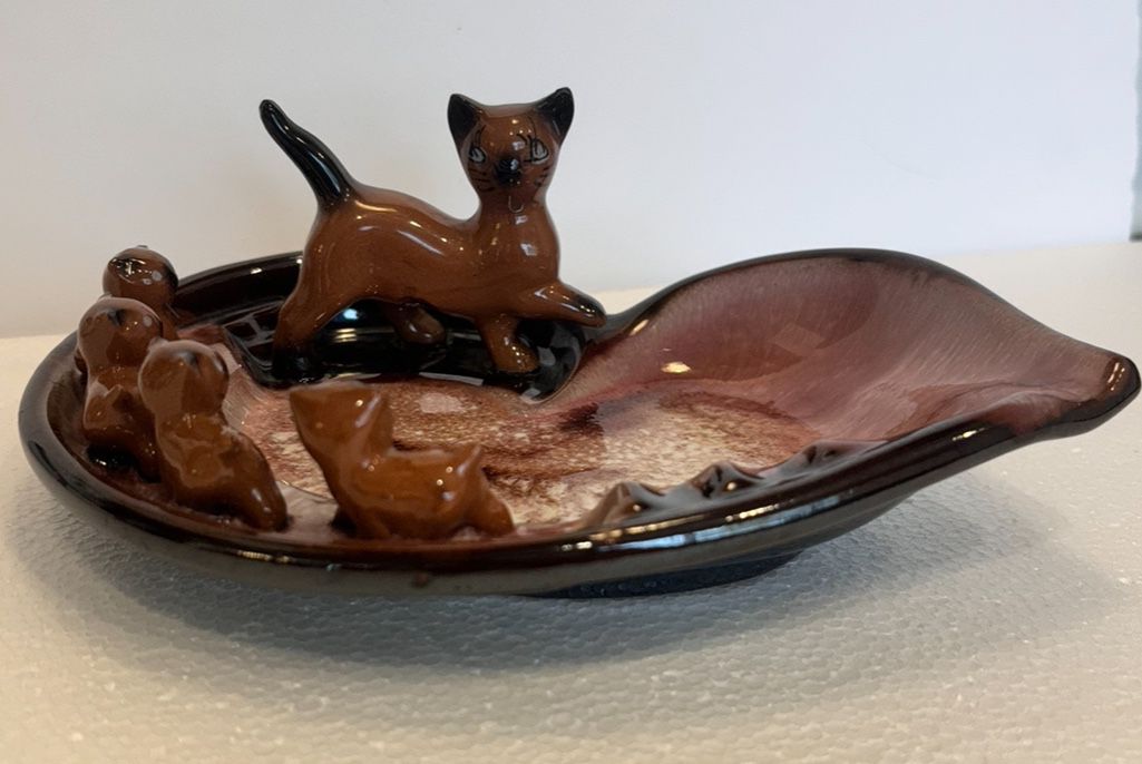 Vintage Tilso Ceramic Cat and Kittens Brown Pink Ashtray