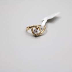 14K Yellow Gold Diamond Solitaire Ring (0.18 CTW) (Size 5 1/2)