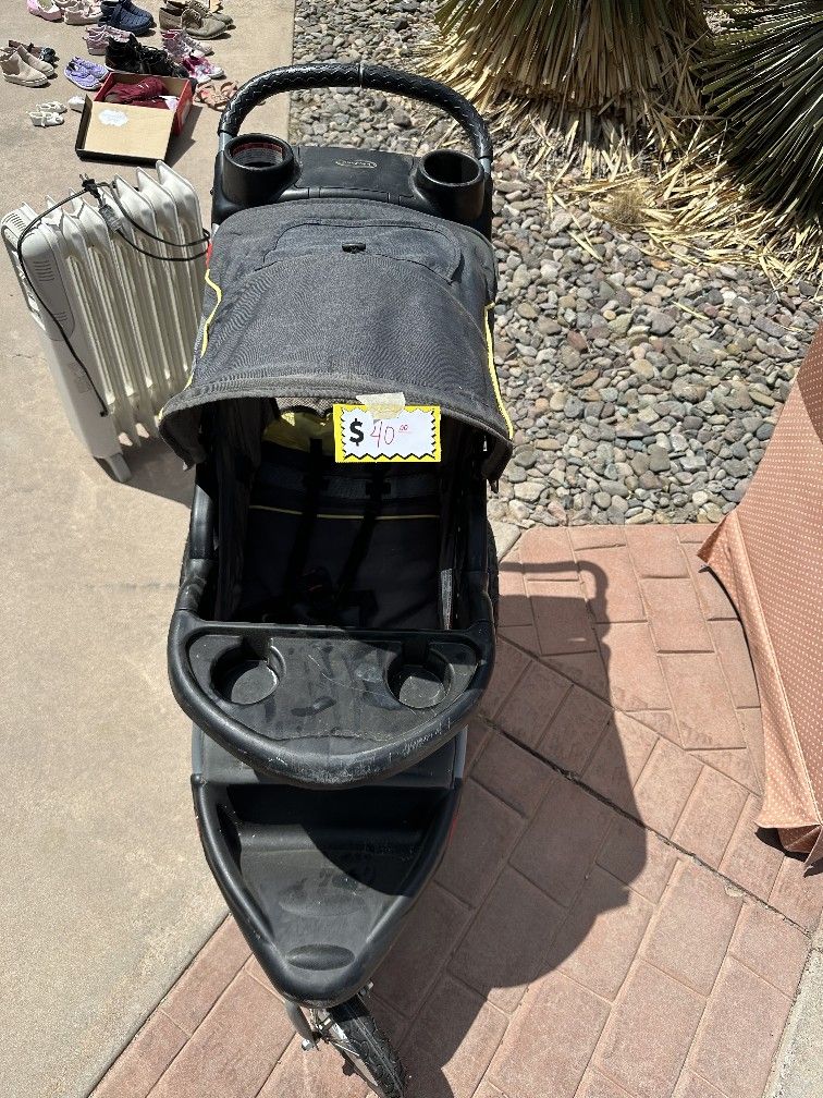 BabyTrend 3 Wheel Stroller