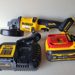 DeWalt 4½" - 6" Flexvolt Angle Grinder 