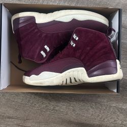 Jordan 12 Bordeaux  SZ 12