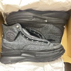 MENS CONVERSE HIGH-TOPS SZ 13