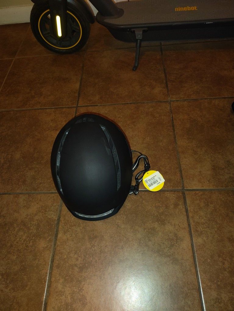 Electric Scooter Almost New Hardly Use It