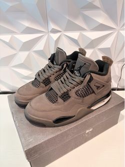Brand new Air Jordan 4 Retro 'Cave Stone Size 8