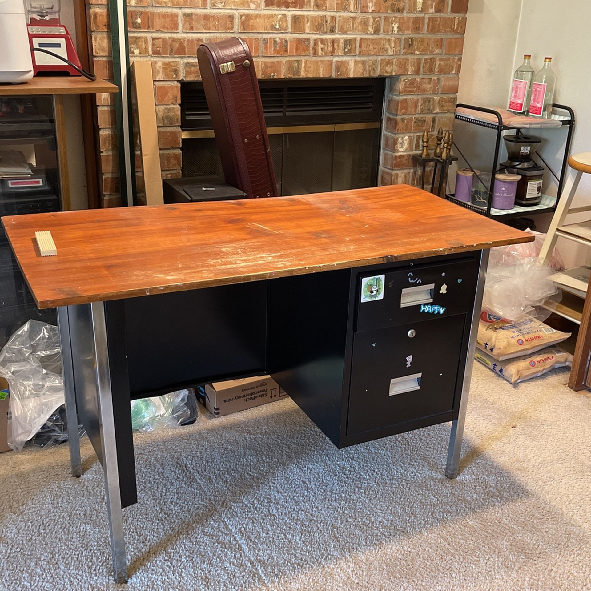 Free Metal Desk