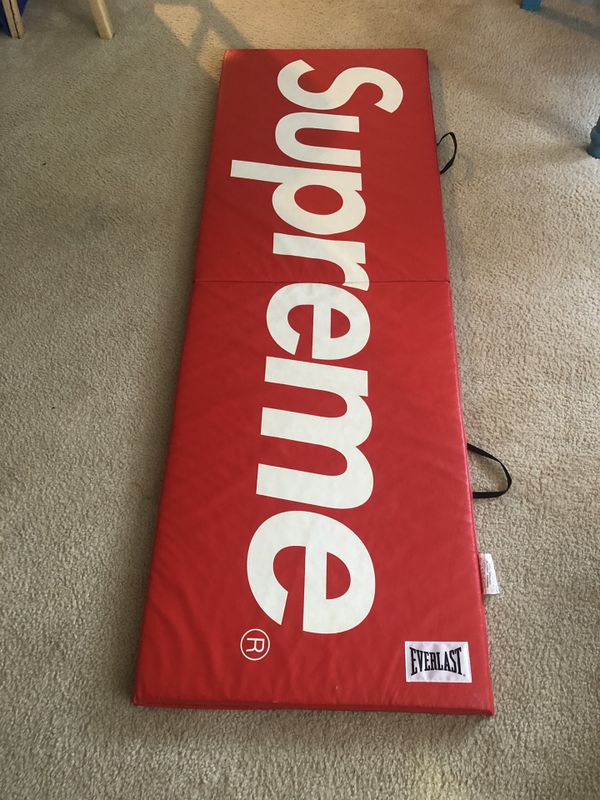 Supreme Everlast Folding Exercise Mat For Sale In Forest Heights