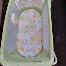 Fisher Price Bassinet