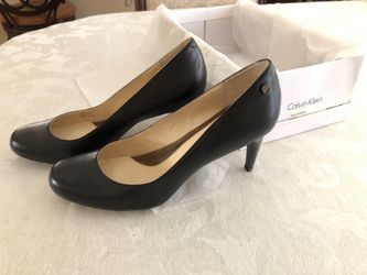 Calvin Klein Leather shoes black pumps