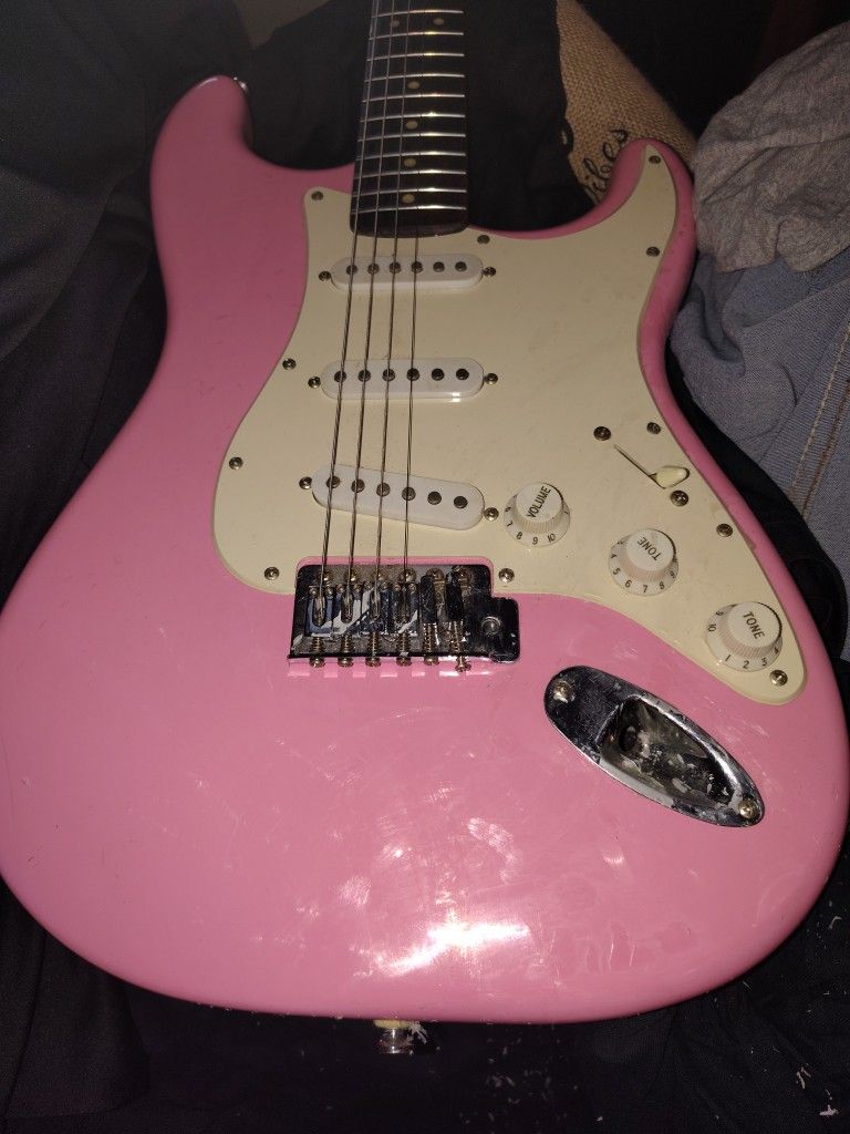 Pink Fender