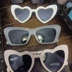 4 Pair Of New Sunglasses 