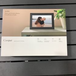 Aura Digital Frame