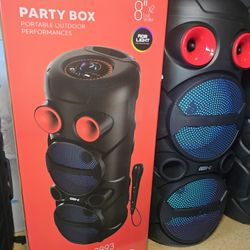 Bocina Bluetooth Nueva en caja Con Microfono 