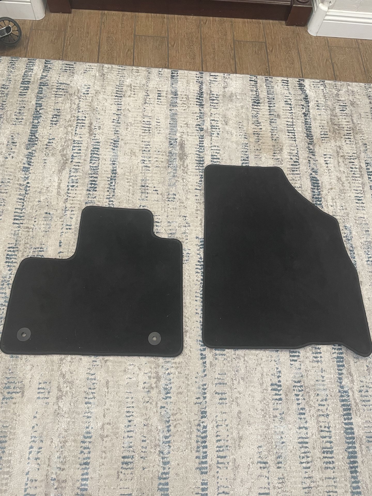 Original 2025 Buick Enclave OEM Floor Mats